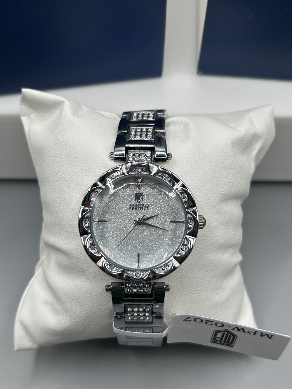 Montres Prestige Silver Crystal Watch